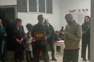 „Milčik” Milu Masončiću za rad „Nježnost”