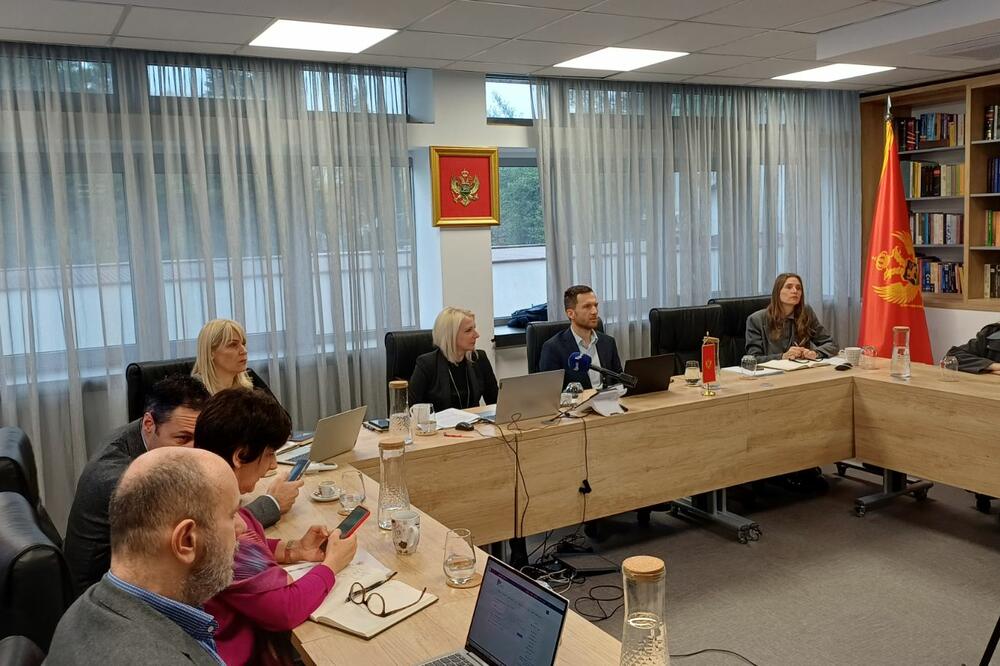 Sa sjednice SAMU, Foto: Predrag Tomović