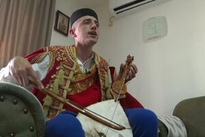 Za Balšu Čogurića gusle su više od hobija