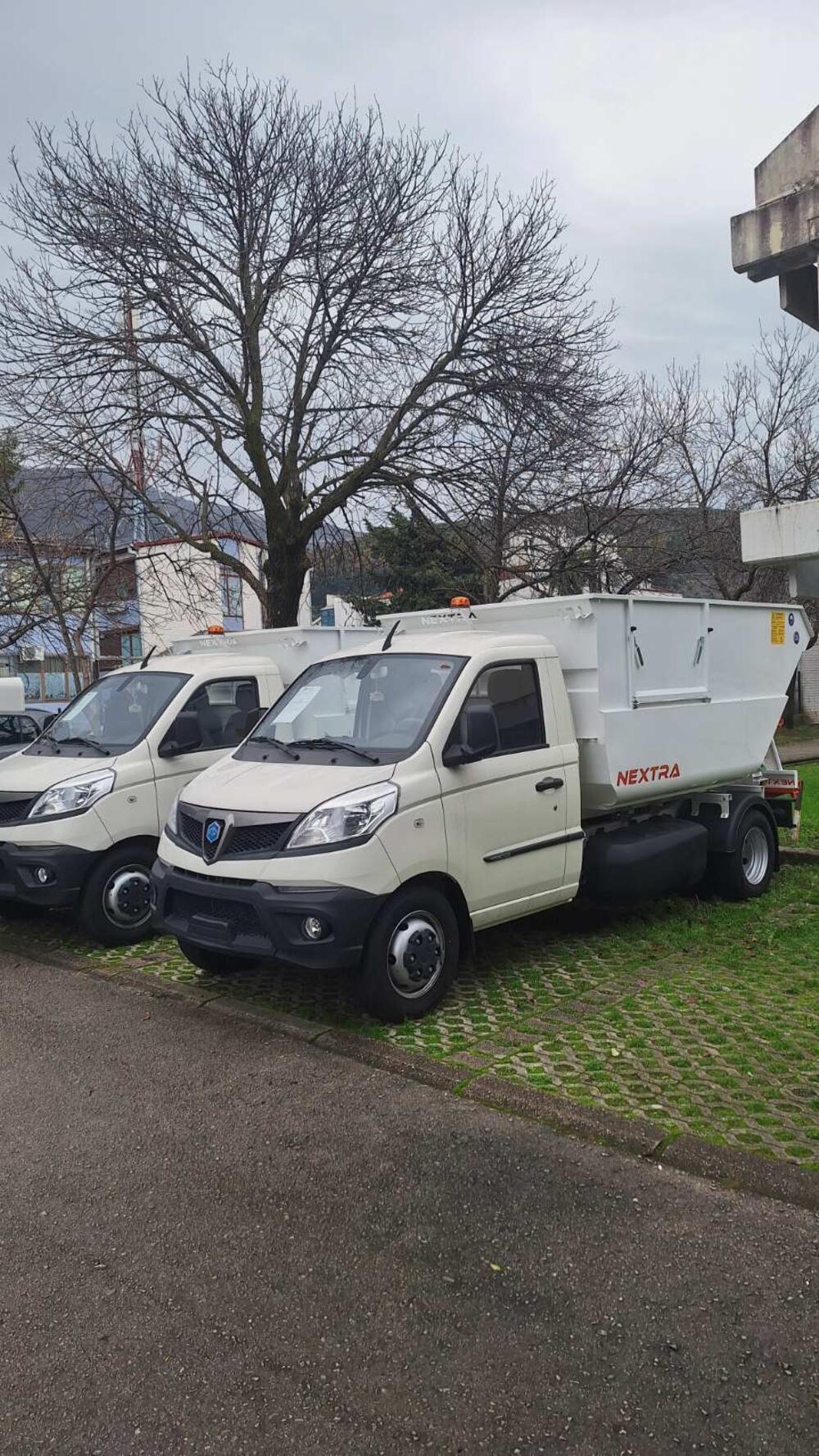 <p>Jovićević je kazala da će nova mehanizacija biti odmah stavljena u funkciju</p>