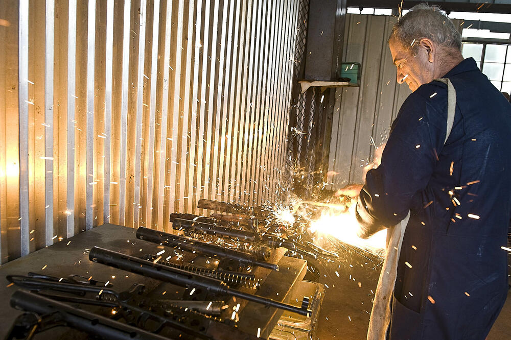 Uništavanje oružja u Danilovgradu iz 2010. godine (ilustracija), Foto: Savo Prelevic