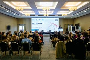 Učinak u primjeni antikorupcijskih mjera u zdravstvenim ustanovama...