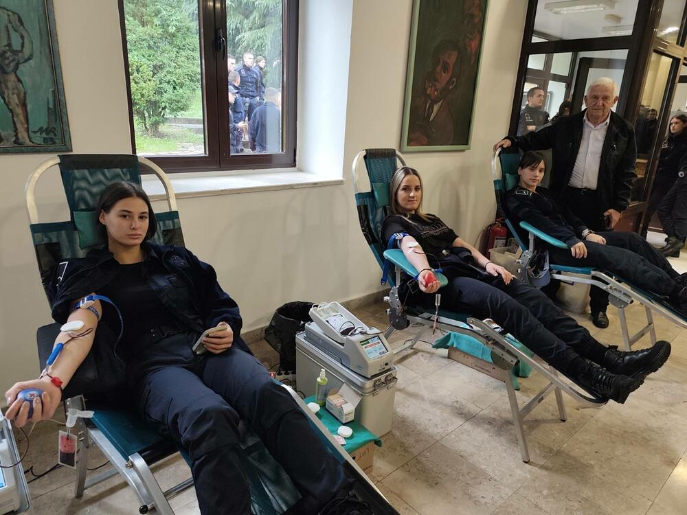 <p>"Ovaj humani čin pokazuje koliko naši budući policajci njeguju vrijednosti empatije, solidarnosti i brige za zajednicu", kazali su iz Policijske akademije</p>