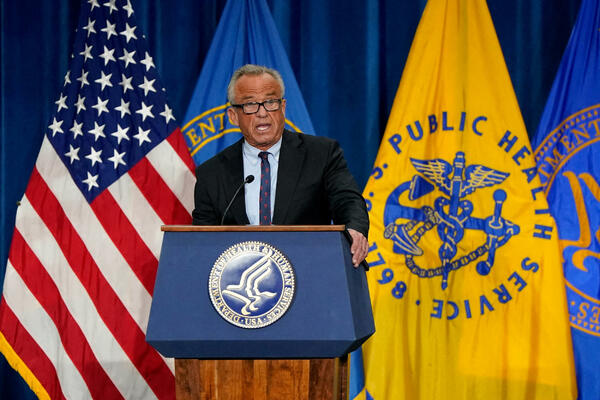 Ukinuta univerzalna preporuka vakcinacije novorođenčadi protiv...