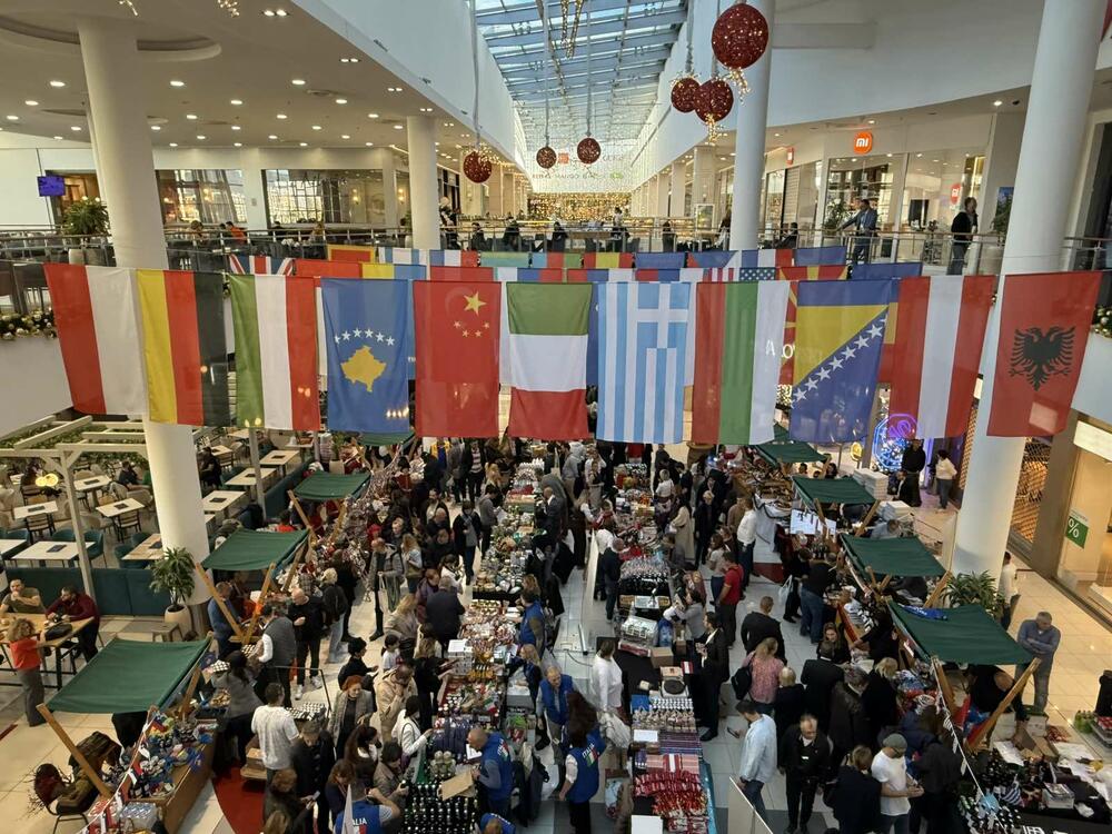 <p>Cilj je prikupljanje pomoći onima kojima je najpotrebnija, kazala je Zorica Mušković Pavićević ispred Međunarodnog kluba žena</p>