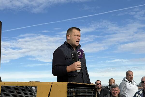 Mještani se okupili u Botunu; Asanović: Naša ponuda je da se ovdje...