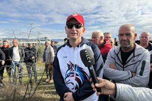 Knežević: Policija više puta dnevno obilazi Botun i testira...