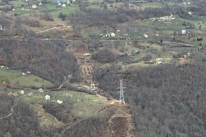Pljevlja: Nova trasa dalekovoda posvađala selo; Pogrešno stvorena...