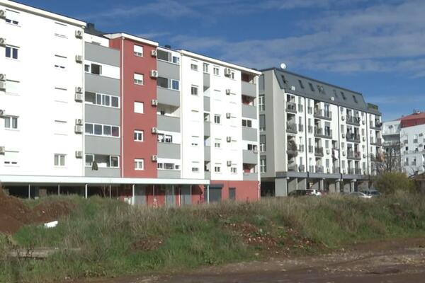 Nastavlja se urbanistički haos ispod Ljubovića: Nove zgrade...