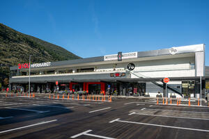 Uz specijalno niske cijene otvoren Voli hipermarket u Igalu