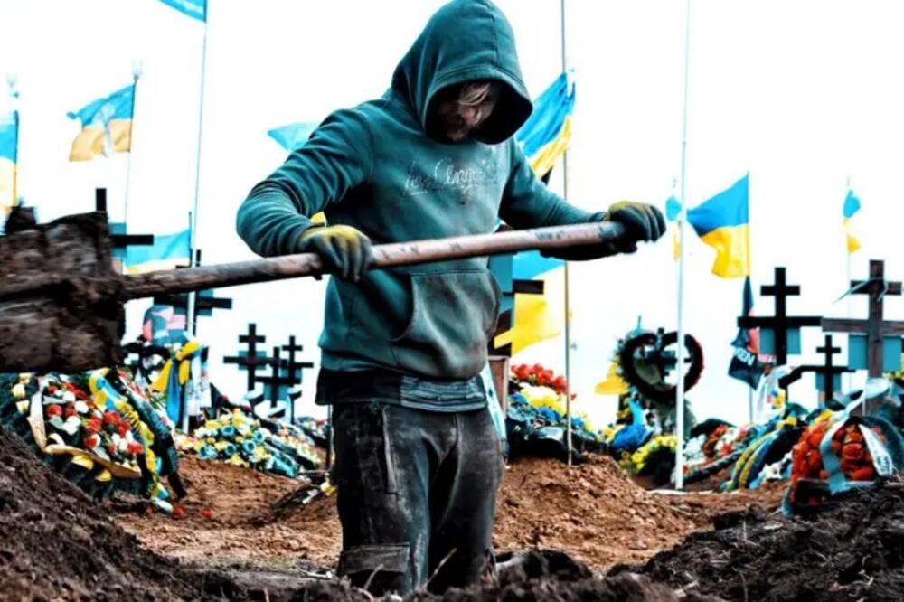 Ruska invazija dovela je do masovnih smrti na obje strane - u Odesi se kopaju grobovi kako bi se sahranila tijela poslije ruskog napada dronom, Foto: Global Images Ukraine via Getty Images