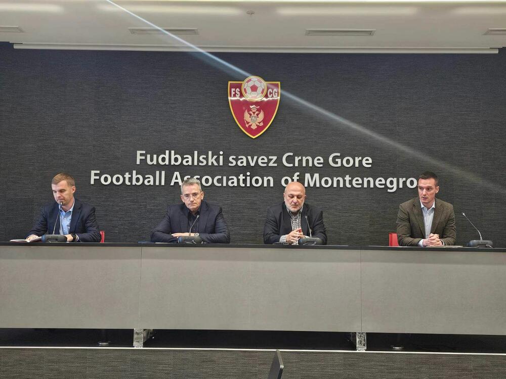 Početkom aprila naredne godine memorijalni turnir u znak sjećanja...