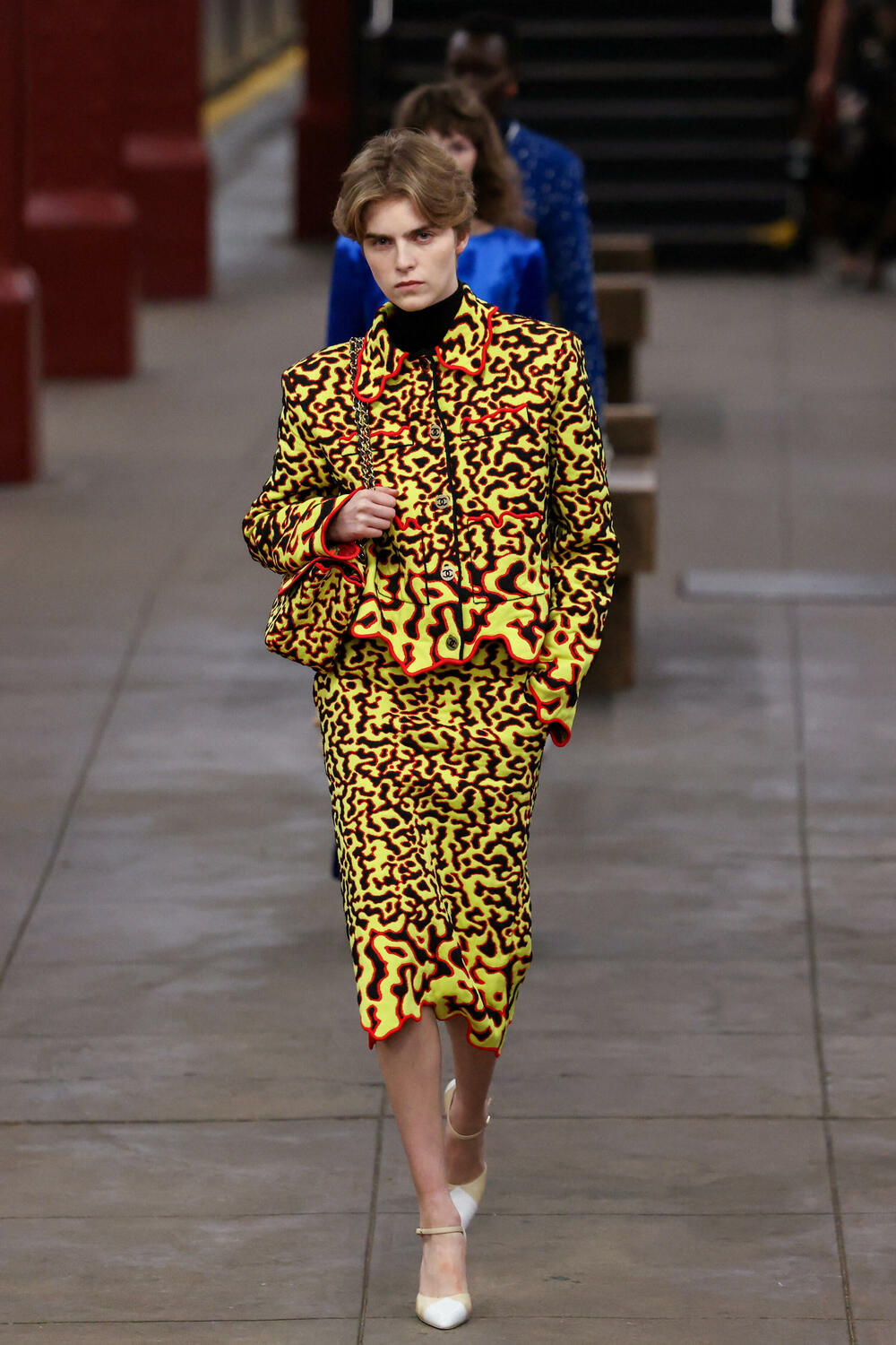 <p>Modna kuća Chanel predstavila je kreaciju na reviji u Njujorku.</p>