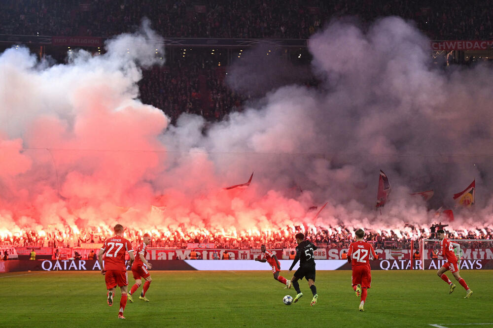 Bakljada i na Alijanc areni, Foto: Reuters