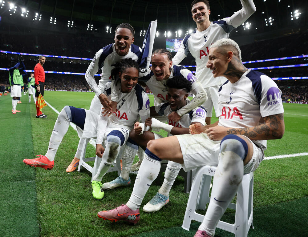 Totenhem, Fudbaleri Totenhema