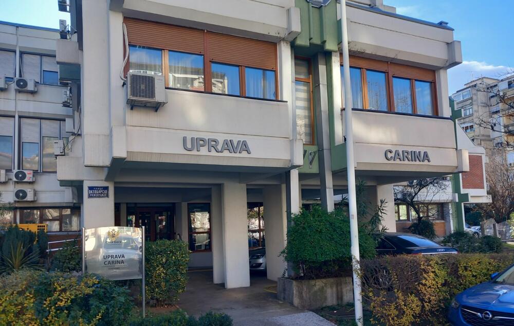Uprava carina: Nemamo dogovor sa Zetatransom da se prevozna...