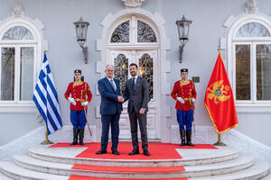 Milatović dočekao predsjednika Grčke na Cetinju