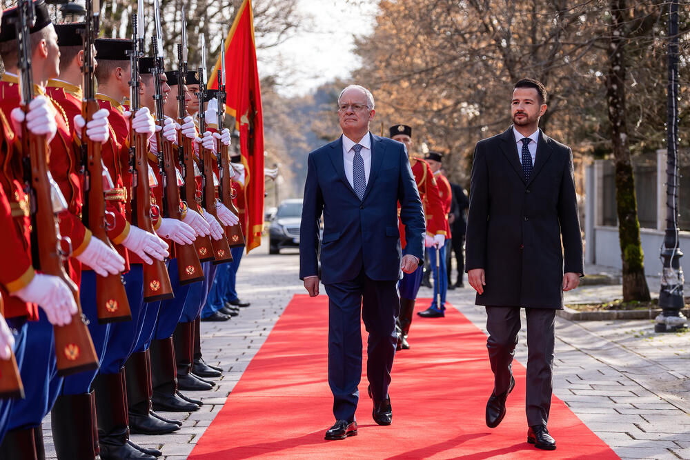 <p>Tasulas u zvaničnoj posjeti Crnoj Gori</p>