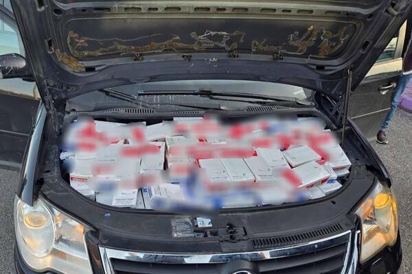 Otkriveno 1.330 paklica krijumčarenih cigareta, uhapšen albanski...