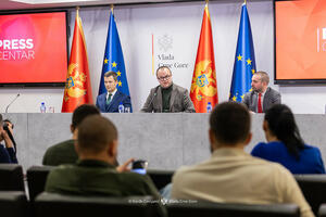 Mujović: Po svaku cijenu želimo da izbjegnemo nerede, emisija...
