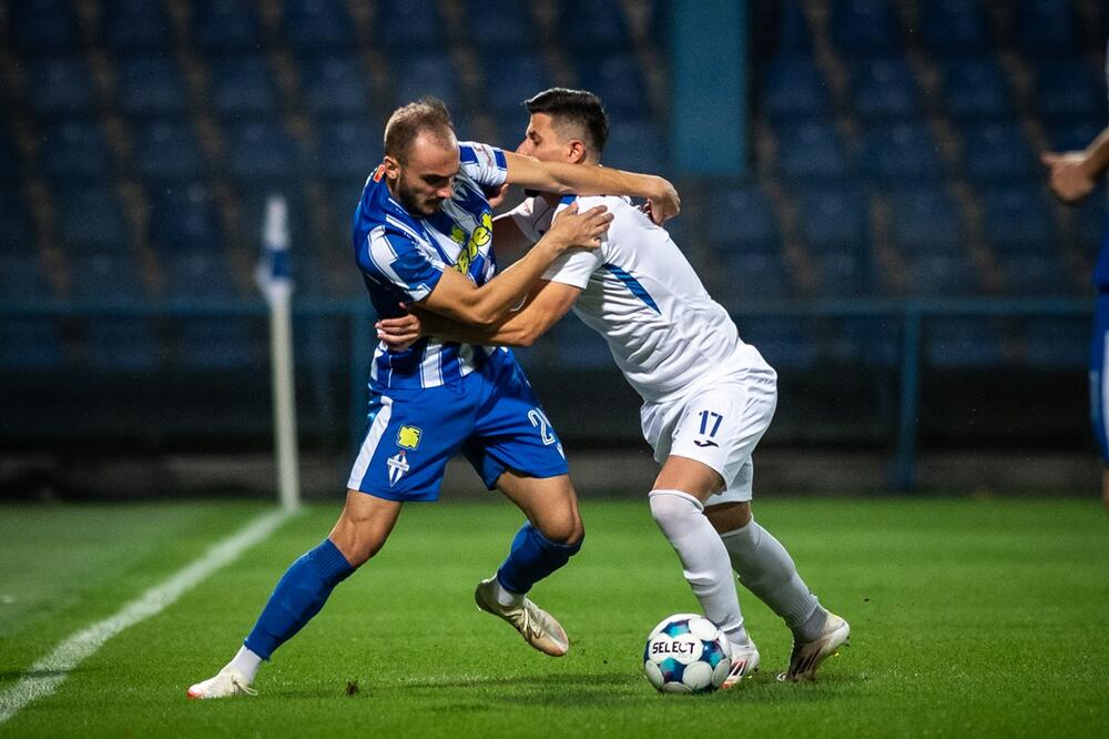 Camaj i Tučević tokom ranijeg meča između Budućnosti i Jezera, Foto: FSCG