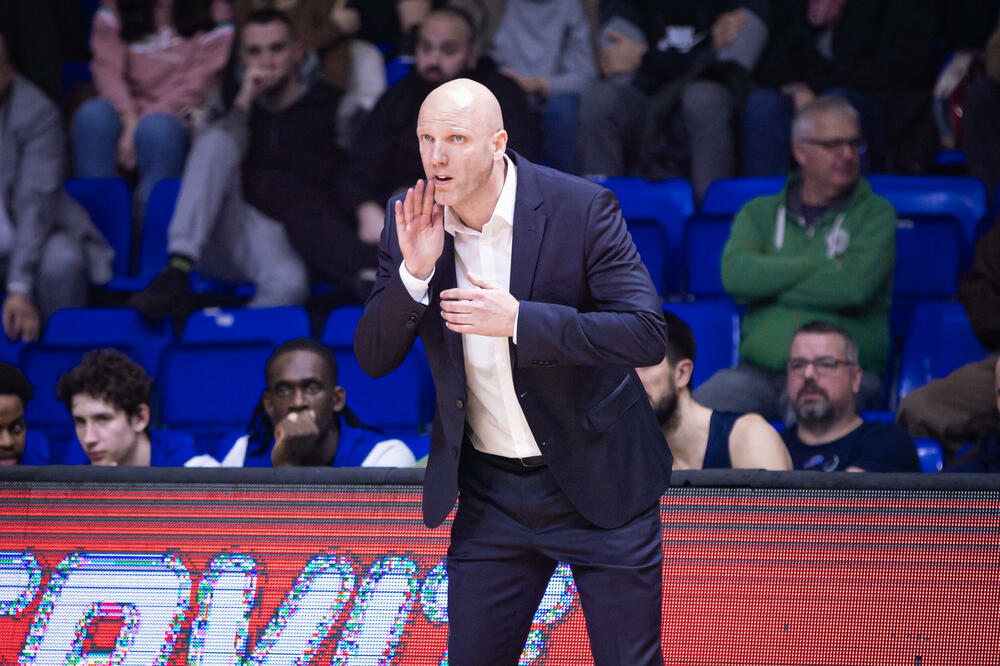 Andrej Žakelj na večerašnjem meču, Foto: KK Budućnost Voli/Filip Roganović