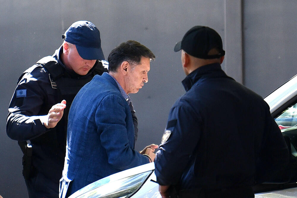 Tvrdi da je riječ o šali: Kašćelana sprovode na suđenje (arhiva), Foto: BORIS PEJOVIC