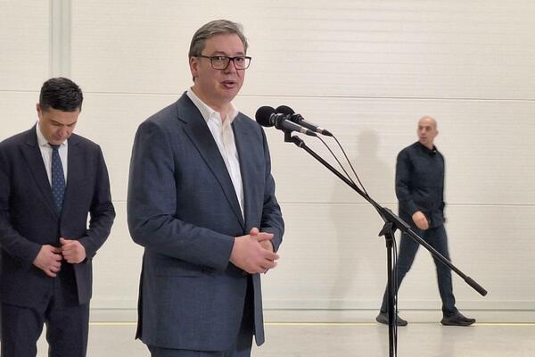 Vučić: Nadam se da će šatori ispred Skupštine biti uklonjeni do...