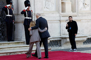 Albanija pokušava da šarmom uđe u EU