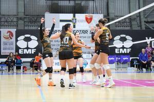 EPCG Superliga odbojkašica: Luka Bar ubjedljiva u derbiju, pobjede...