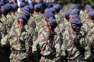 Može li se 21. vijeku biti izvan vojnih saveza