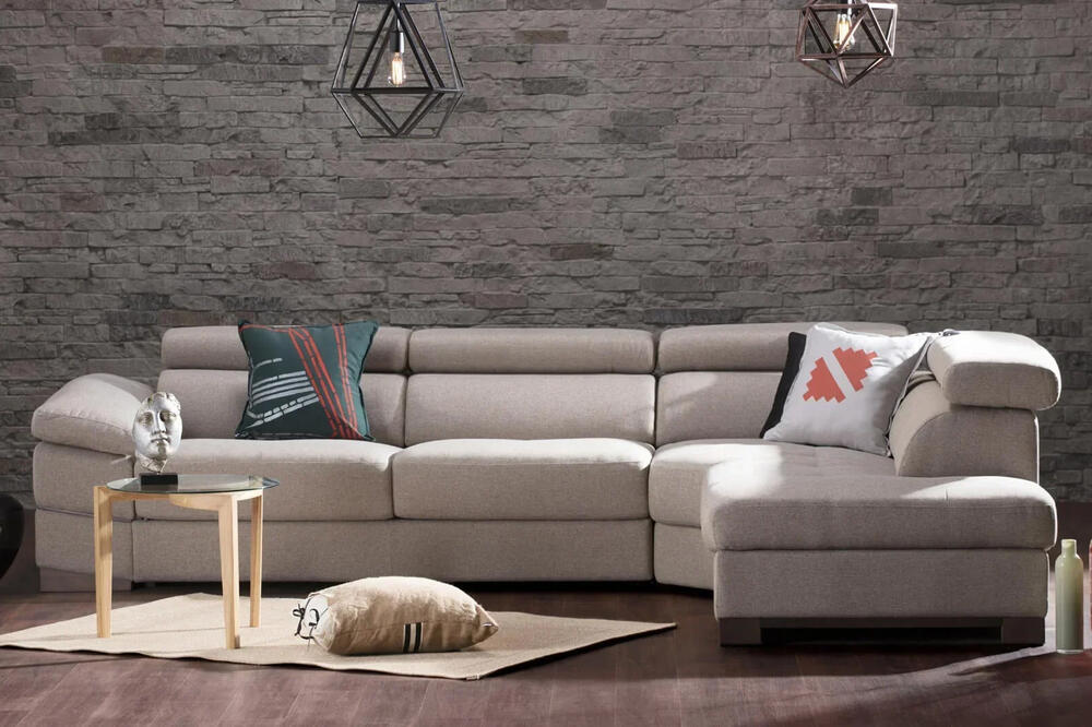 Praznična čarolija u SIMPU: 30% popusta na cio asortiman sa lagera