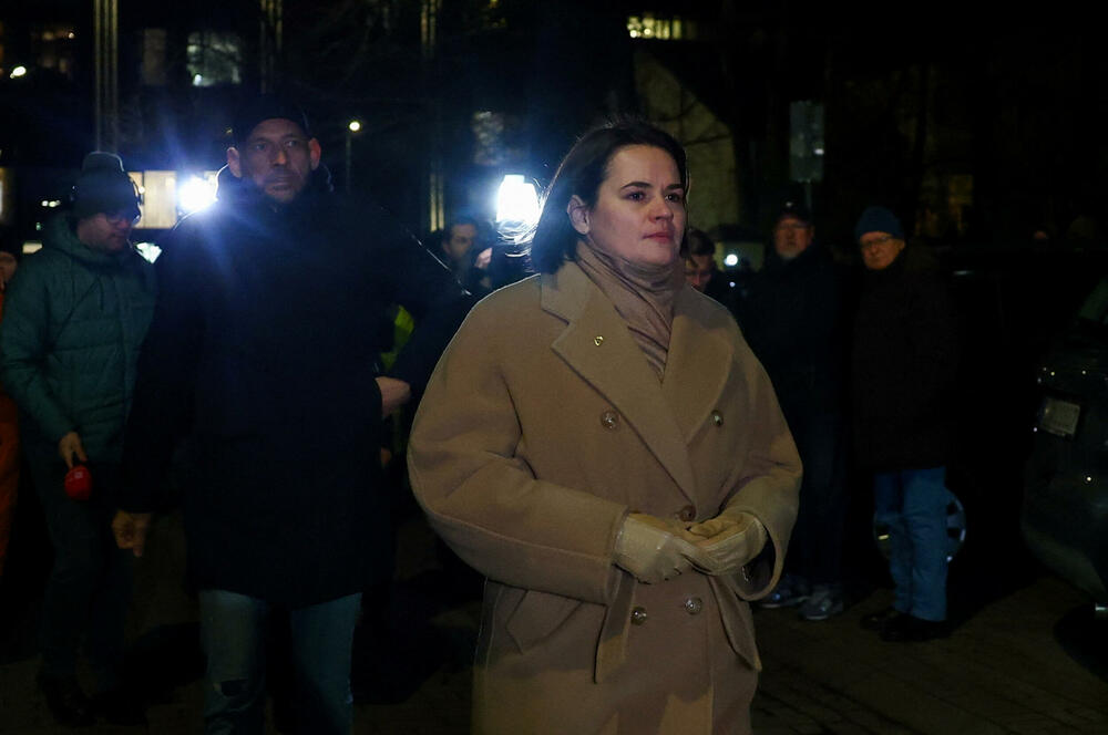 <p>Sjedinjene Američke Države su pristale da ukinu sankcije na potašu, ključni sastojak u proizvodnji đubriva i važan izvozni proizvod Bjelorusije, čiji je predsjednik Aleksandar Lukašenko blizak saveznik ruskog predsjednika Vladimira Putina</p>