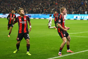 Hofenhajm i Ajntraht slavili za priključak vrhu