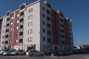 Zaposleni u RTCG-u kupio stan po povoljnim uslovima, pa ga prodao...