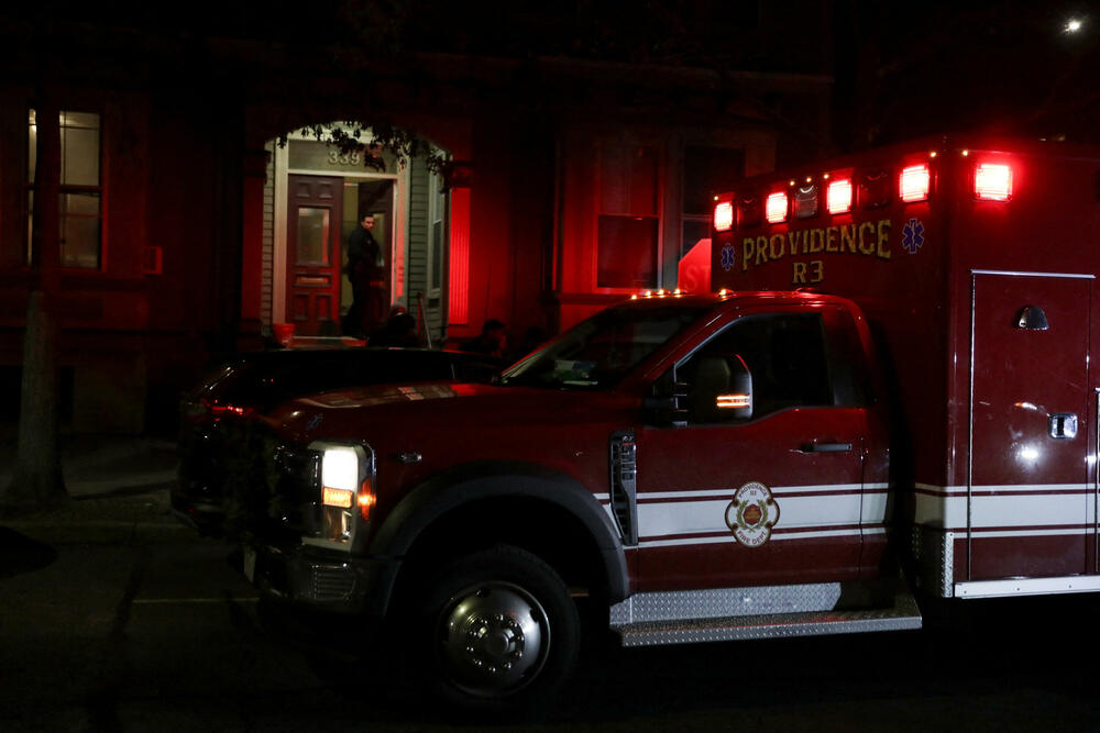 <p>Zvaničnici su objavili snimak osumnjičenog &ndash; muškarca, vjerovatno u tridesetim godinama, obučenog u crno</p>