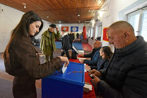 UŽIVO Referendum u Zeti: Izlaznost do 15 sati - 37,8 odsto;...