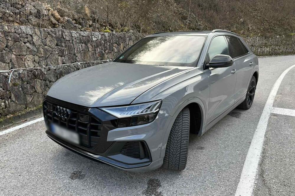 UP: Granična policija od OIL-a oduzela "audi" koji potražuje...