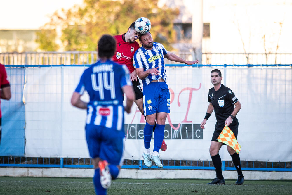 <p>Posljednji meč CFL u 2025. godini - trijumf Tuzana i četvrti poraz šampiona zaredom</p>