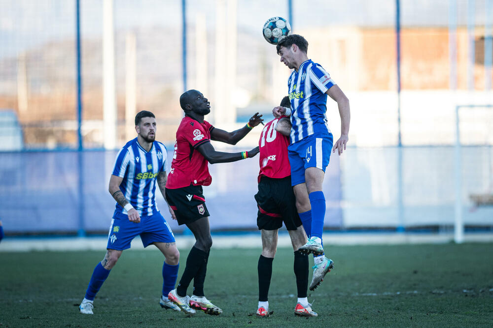 <p>Posljednji meč CFL u 2025. godini - trijumf Tuzana i četvrti poraz šampiona zaredom</p>