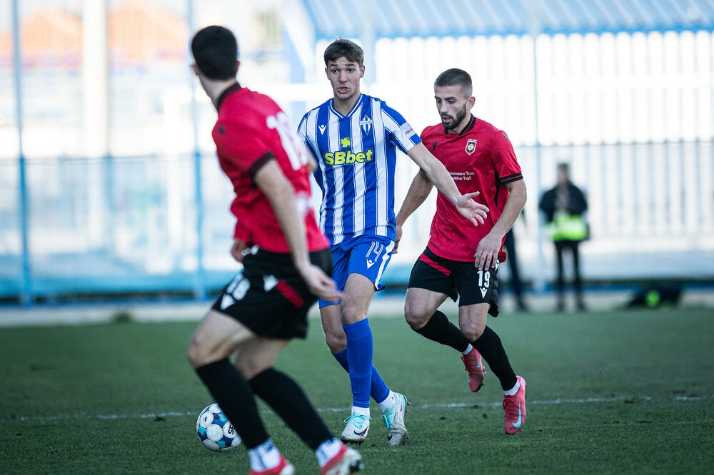 <p>Posljednji meč CFL u 2025. godini - trijumf Tuzana i četvrti poraz šampiona zaredom</p>