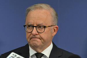 Albaneze predložio strože zakone o oružju poslije napada na plaži...