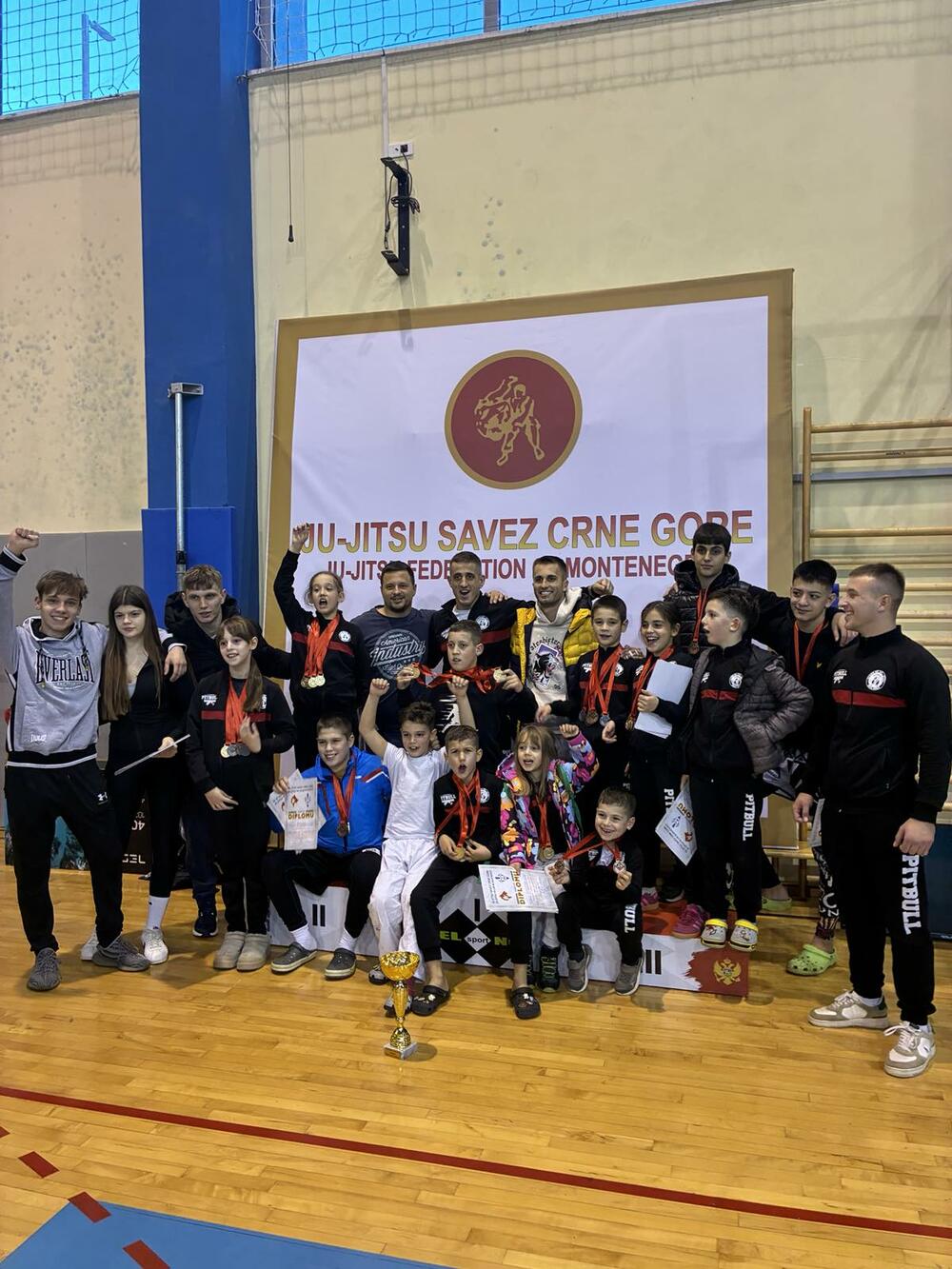 <p>Ovaj veliki uspjeh predstavlja krunu izuzetno uspješne 2025. godine za klub, koji je tokom sezone bilježio konstantan rast i vrhunske rezultate na svim takmičenjima</p>