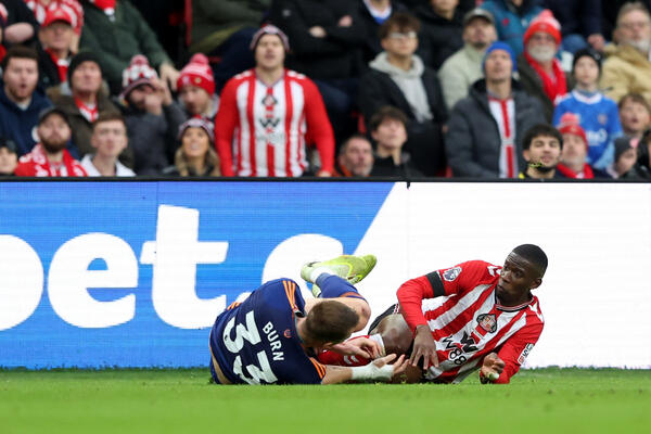 Burn proveo noć u bolnici, sumnja se da je slomio rebro i doživio...