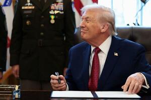 Tramp tužio BBC, traži pet milijardi dolara