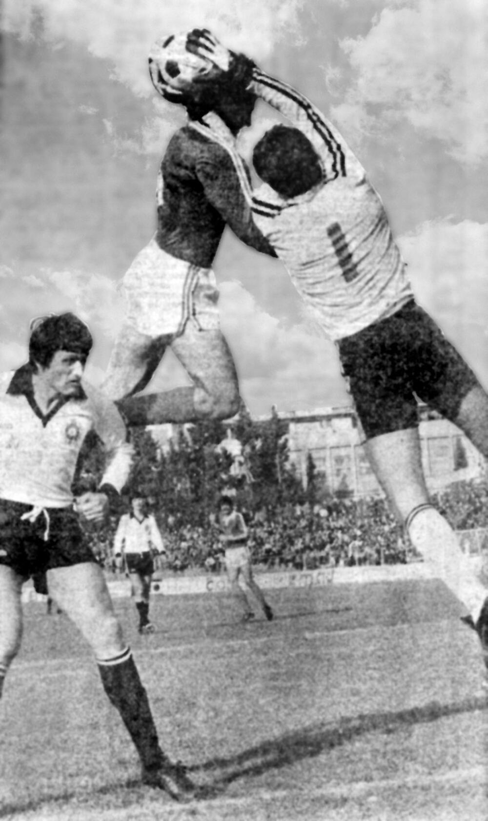 Vukčević prelijeće odbranu Partizana