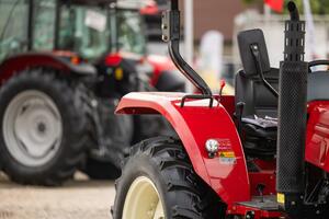 Poljoprivrednici traktorima iz Nikšića krenuli na protest u...
