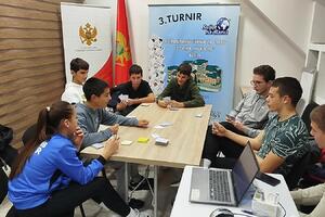 Bar: Humanitarnim turnirom u igri "Svijet na dlanu" prikupljaju...