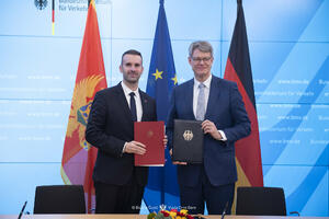 Spajić potpisao deklaraciju: &ldquo;Naše vozačke dozvole će biti...