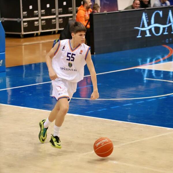 Za Mornar igrao i 14-godišnjak, Široki zaledio Topolicu na minus 39